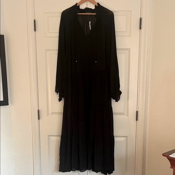 Banana Republic Tiered Black Maxi Dress Sz S - Picture 9 of 11